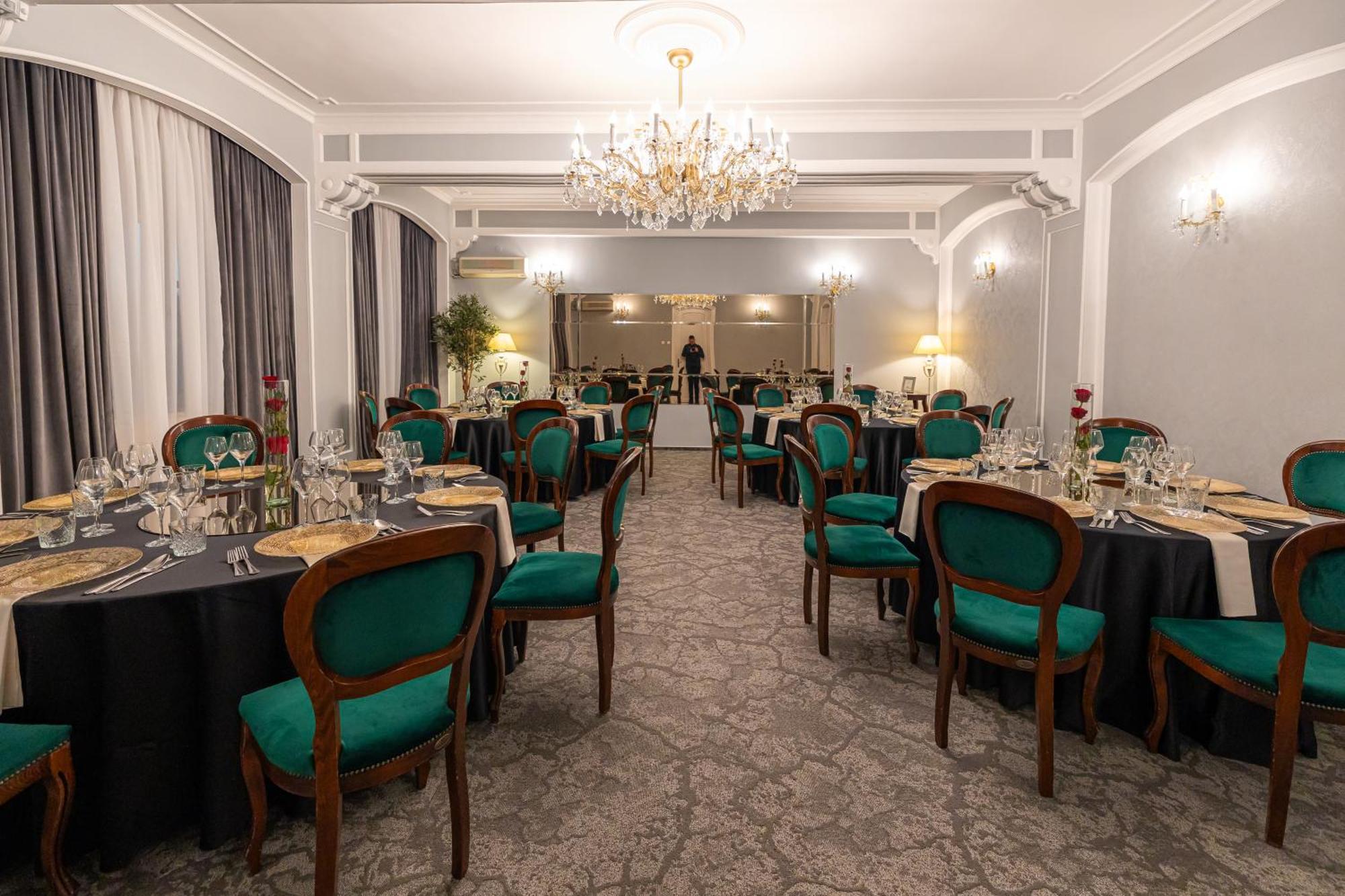Hotel Brilliant Meses Zilah Kültér fotó